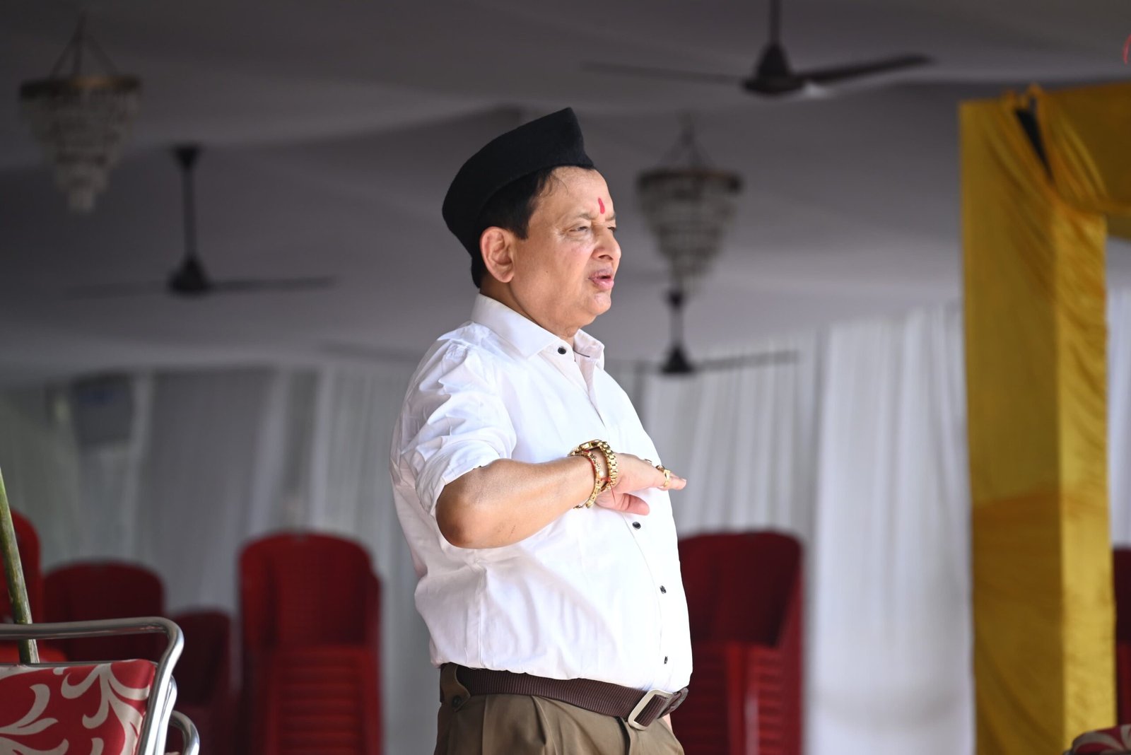 राष्ट्रीय स्वयंसेवक संघ ने बसना में किया भव्य पथ संचलन का आयोजन, विधायक डॉ. संपत अग्रवाल हुए शामिल 1 IMG 20250920 WA0038 scaled