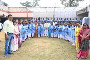 शिक्षा और सशक्तिकरण की ओर कदम: विधायक डॉ. संपत अग्रवाल ने भीथीडीह में वितरित कीं निःशुल्क साइकिलें* 3 IMG 20251011 WA0023