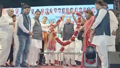 डॉ. रमन सिंह के जन्मदिन पर सीएम साय ने दी बधाई, कहा- सादगी, मितभाषिता और जनसेवा डॉ. रमन सिंह के स्वभाव की पहचान 5 Oct 25 1604 1024x576 HNB5ta