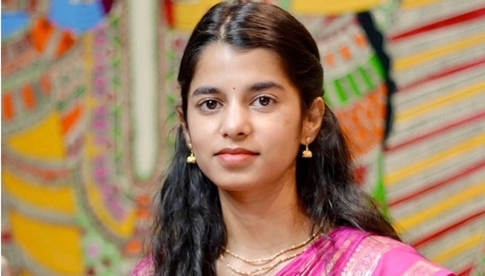 Maithili Thakur Net Worth: कैश, कार और गोल्ड... मैथिली के पास कितनी संपत्ति? एफिडेविट से हुआ खुलासा 1 Screenshot 20251019 084246