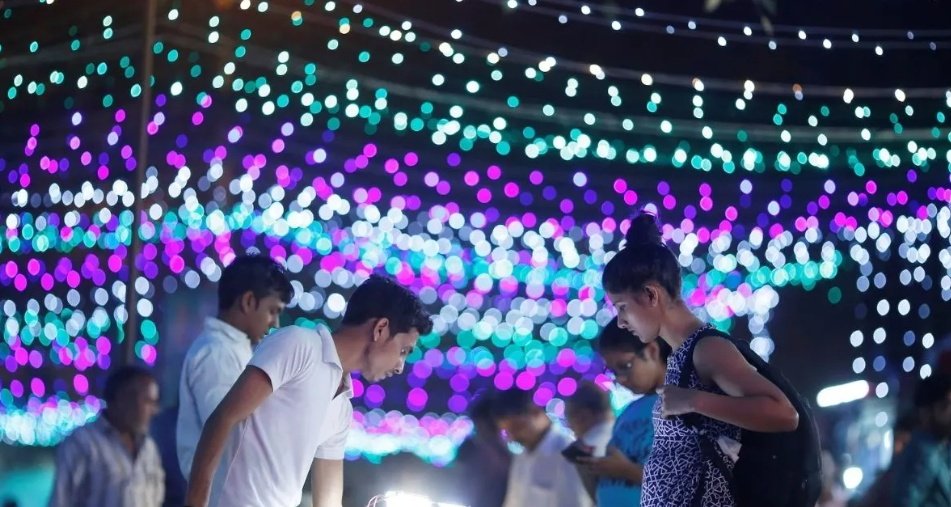 देश में धूमधाम से मनाई गई दीवाली, अमेरिका से लेकर इजरायल तक.... दुनिया भर से आए बधाई संदेश 1 Screenshot 20251021 084445