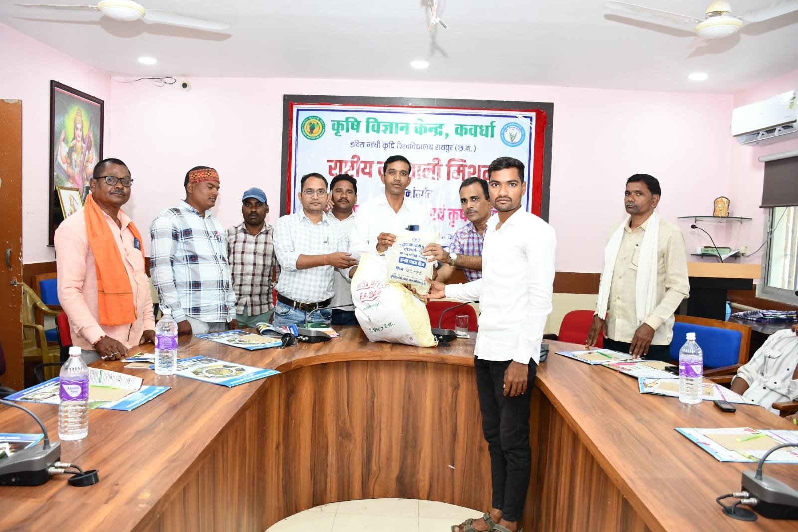 राष्ट्रीय बागवानी मिशन योजनांतर्गत एक दिवसीय कृषक प्रशिक्षण सह आदान सामग्री वितरण कार्यक्रम आयोजित 1 IMG 20251107 WA0027