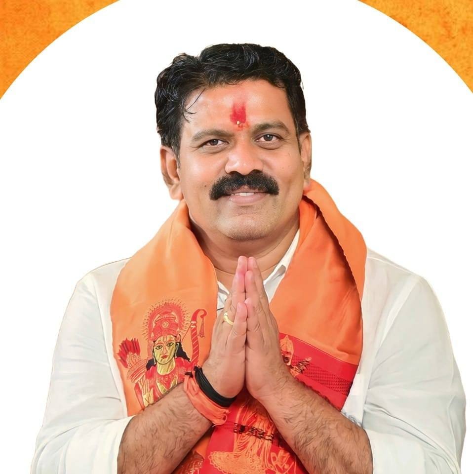 नगर पंचायत क्षेत्र में प्रवेश द्वार, चौक-चौराहों का सौंदर्यीकरण, सामुदायिक भवन, खेल मैदान एवं शॉपिंग कॉम्प्लेक्स का होगा निर्माण 1 IMG 20251108 WA0025