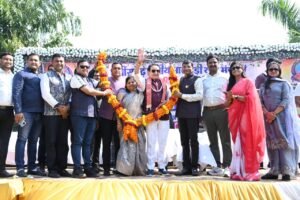 एकता का उत्सव: मारवाड़ी युवा मंच के दिवाली मिलन समारोह में विधायक डॉ. संपत अग्रवाल ने दी शुभकामनाएं, समाजसेवा की सराहना* 3 IMG 20251109 WA0026