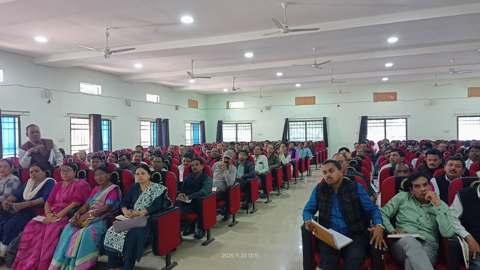 अपार आईडी प्रगति, आरटीई मेंटर्स के दायित्व, एवं अर्धवार्षिक परीक्षा रणनीति पर जिला स्तरीय समीक्षा बैठक सम्पन्न 1 IMG 20251121 WA0031