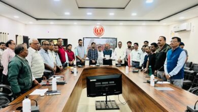 भारतीय संविधान दिवस पर कलेक्टोरट के अधिकारियों-कर्मचारियों ने ली शपथ 3 IMG 20251127 WA0023