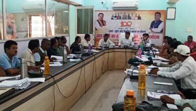 मतदाताओं से संपर्क करने सुबह-शाम घर-घर पहुंचने के दिए निर्देश* 4 IMG 20251127 WA0049