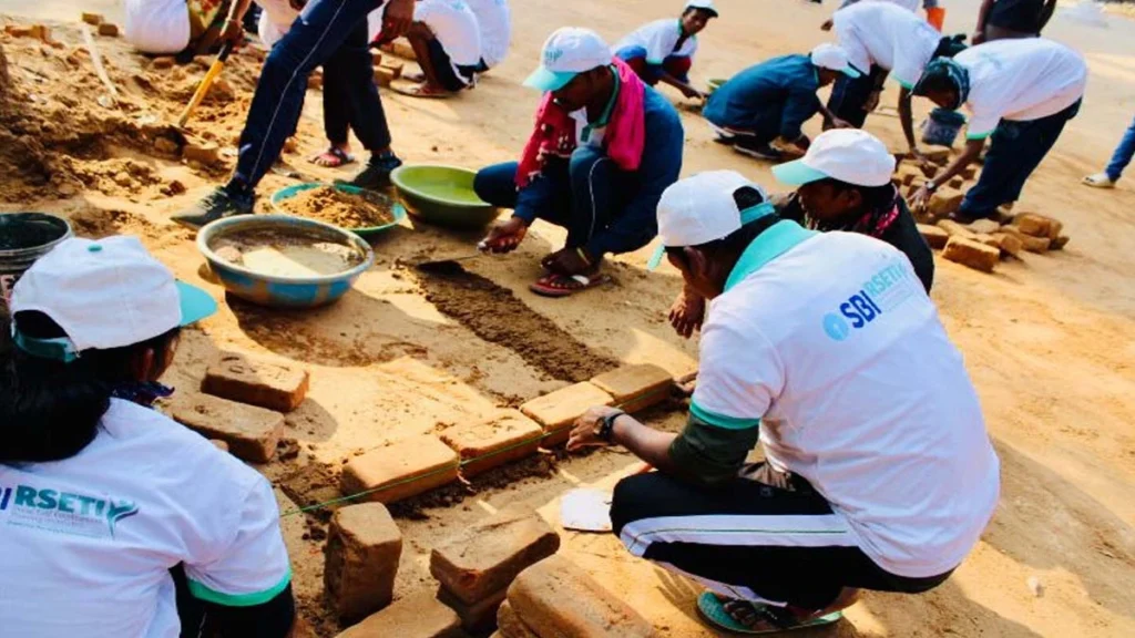 1904 1024x576 EJkGVY