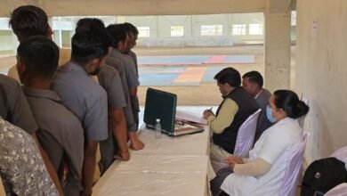 सड़क सुरक्षा माह 2026: विद्यालय बस चालकों का स्वास्थ्य परीक्षण एवं सुरक्षा उपकरणों की हुई विस्तृत जांच 2 IMG 20260112 WA0035