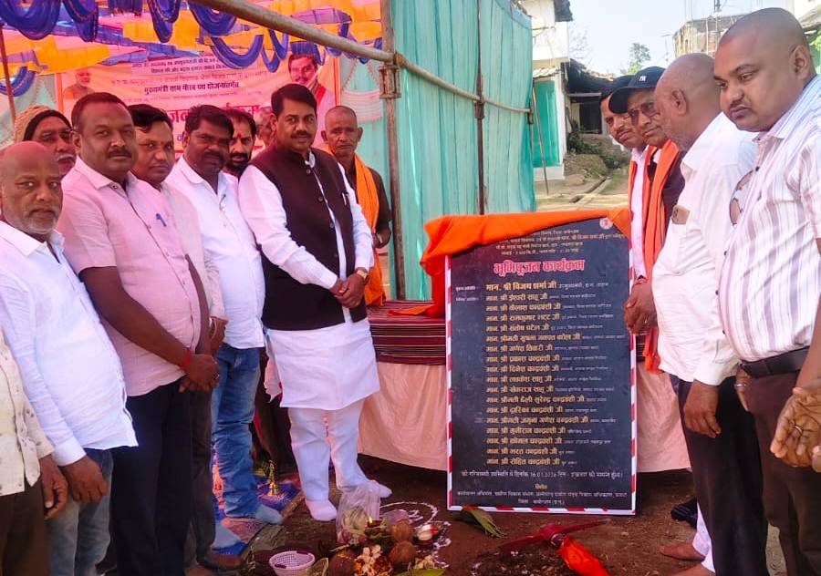 उप मुख्यमंत्री श्री विजय शर्मा के प्रयासों से चमारी, तारों, लखनपुर, दलसाटोला एवं डंगनिया में विकास कार्यों का किया गया भूमिपूजन 1 IMG 20260116 WA0024