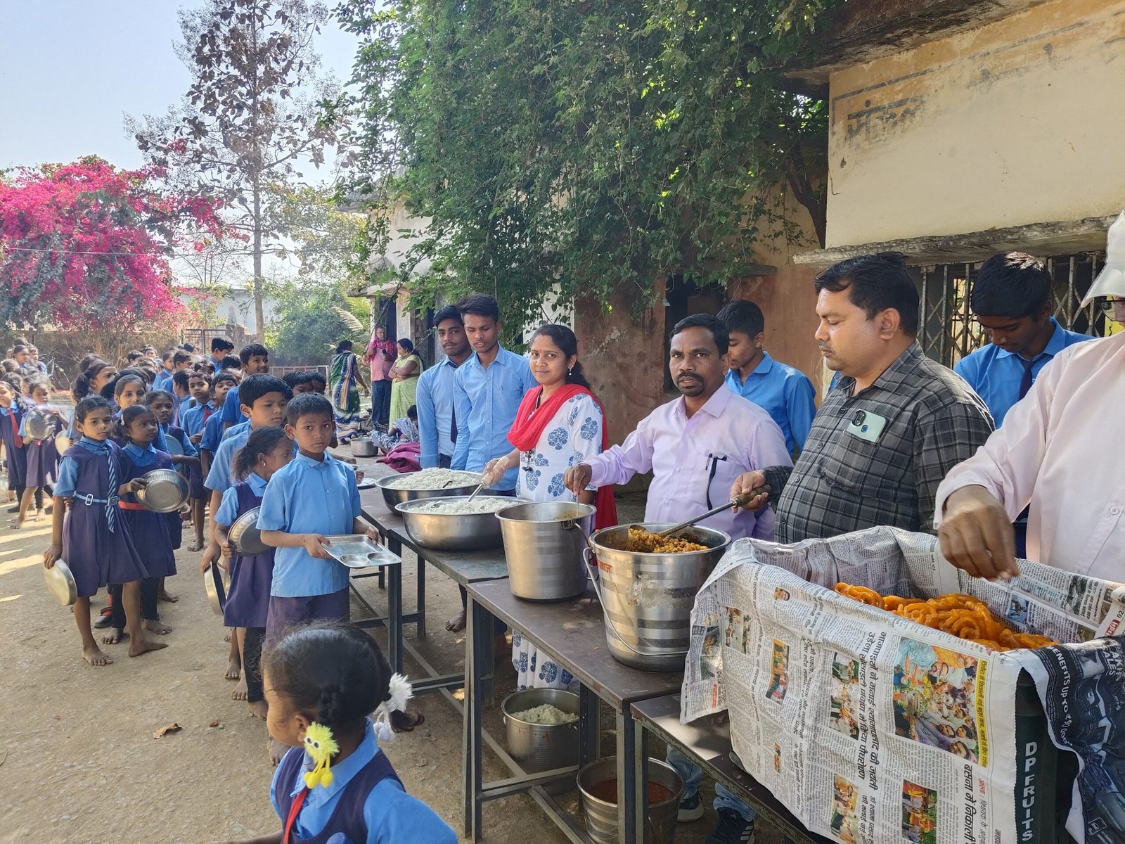 शासकीय उच्चतर माध्यमिक विद्यालय सावित्रीपुर में न्योता भोज का आयोजन 1 IMG 20260210 WA0057 scaled