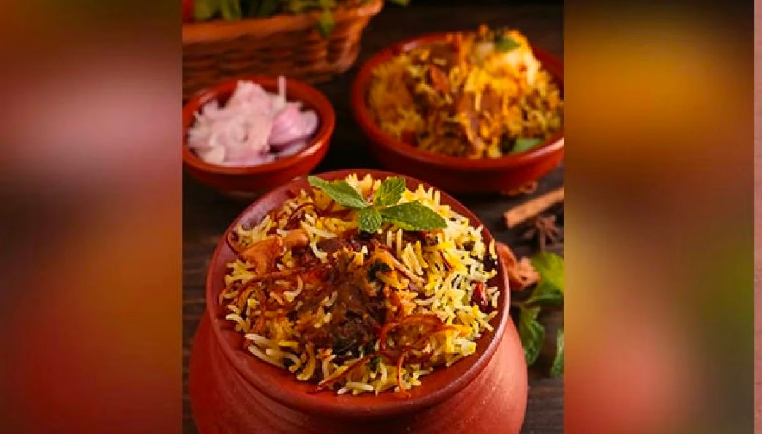 हैदराबाद के कई पॉपुलर बिरयानी आउटलेट इनकम टैक्स के रडार पर, जांच में 70 हजार करोड़ टैक्स चोरी का खुलासा 1 Screenshot 20260222 115438