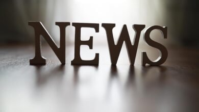 बुढ़ापा हो तो ऐसा! रिटायरमेंट के बाद शुरू की नई जिंदगी, 68 की उम्र में खोला क्लाउड किचन, प्रदीप झा हैं इंस्पिरेशन 4 news letters cutout wooden surface with soft light background 494741 143472