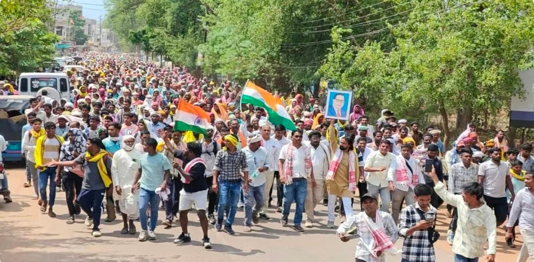 धमतरी में 45 गांवों के आदिवासियों का कलेक्ट्रेट घेराव, सड़क-बिजली जैसी मूलभूत सुविधाएं तक नहीं 1 Screenshot 20260623 113605