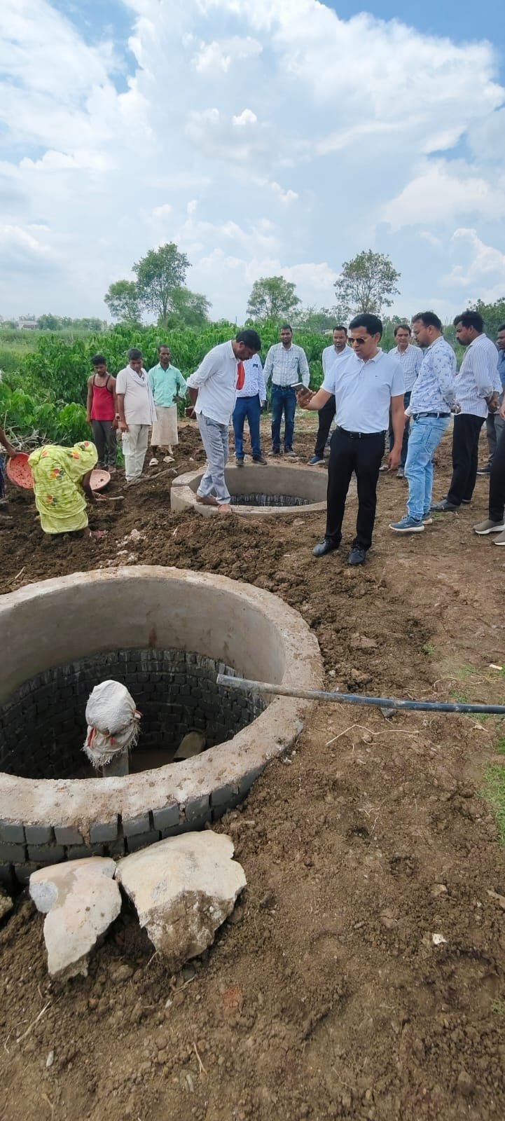 ग्राम पंचायत बिरकोना, घुघरीकला और धरमपुरा पहुंच कर विभिन्न कार्यों का किया निरीक्षण 1 IMG 20260706 WA0027