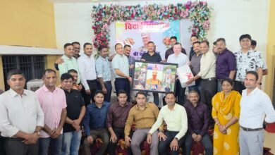 उत्कृष्ट नेतृत्व, जनविश्वास और जनसेवा की अमिट छाप छोड़ विदा हुए पुलिस अधीक्षक श्री धर्मेंद्र सिंह (आईपीएस), कबीरधाम पुलिस परिवार ने दी गरिमामय एवं भावभीनी विदाई"* 3 IMG 20260719 WA0004