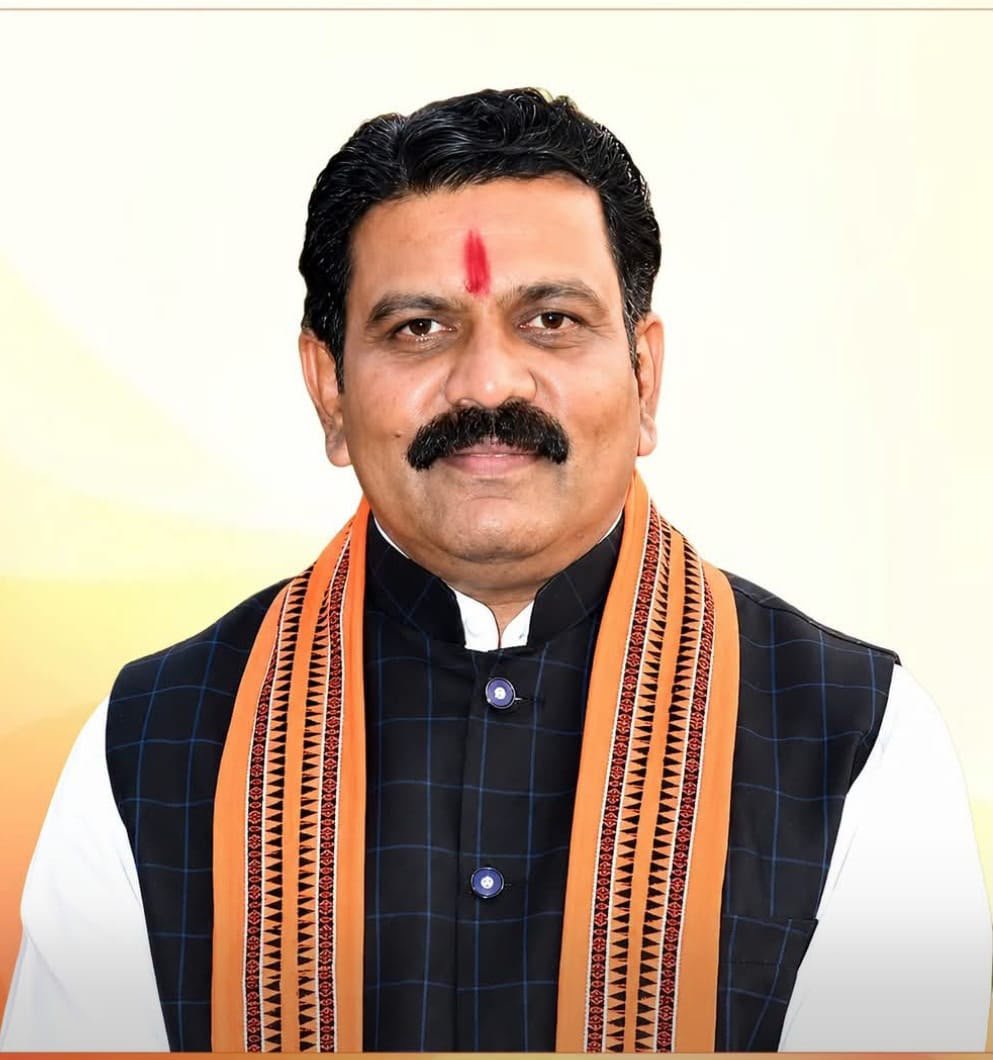 उपमुख्यमंत्री विजय शर्मा ने जन्मदिन पर दिया स्वच्छता का संदेश, ठोस अपशिष्ट प्रबंधन नियम-2026 को जनआंदोलन बनाने की अपील 1 IMG 20260719 WA0028