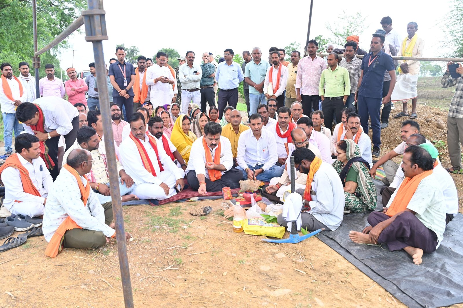 अमलीडीह को मिली विकास कार्य की सौगात, उप मुख्यमंत्री श्री विजय शर्मा ने 2 करोड़ की लागत के सड़क निर्माण का किया भूमिपूजन 1 IMG 20260724 WA0016 scaled