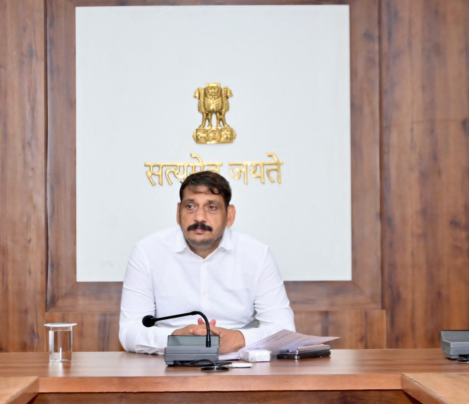 ग्रामों के अंतिम व्यक्ति तक पहुंचे योजनाओं का लाभ : कलेक्टर श्री गोपाल वर्मा* 1 IMG 20260724 WA0017