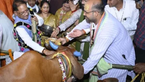 हरेली तिहार पर मुख्यमंत्री निवास में साकार हुई छत्तीसगढ़ की लोक संस्कृति, कृषि परंपरा और ग्रामीण जीवन की जीवंत झांकी 1 Aug 26 147 300x169 6bfln1