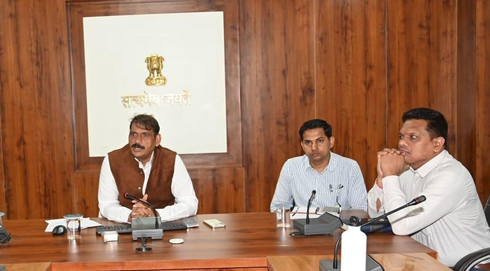 *17 अगस्त को मॉप-अप दिवस में शेष छूटे बच्चों को कृमि नाशक दवा खिलाने के निर्देश* 1 IMG 20260812 WA0006
