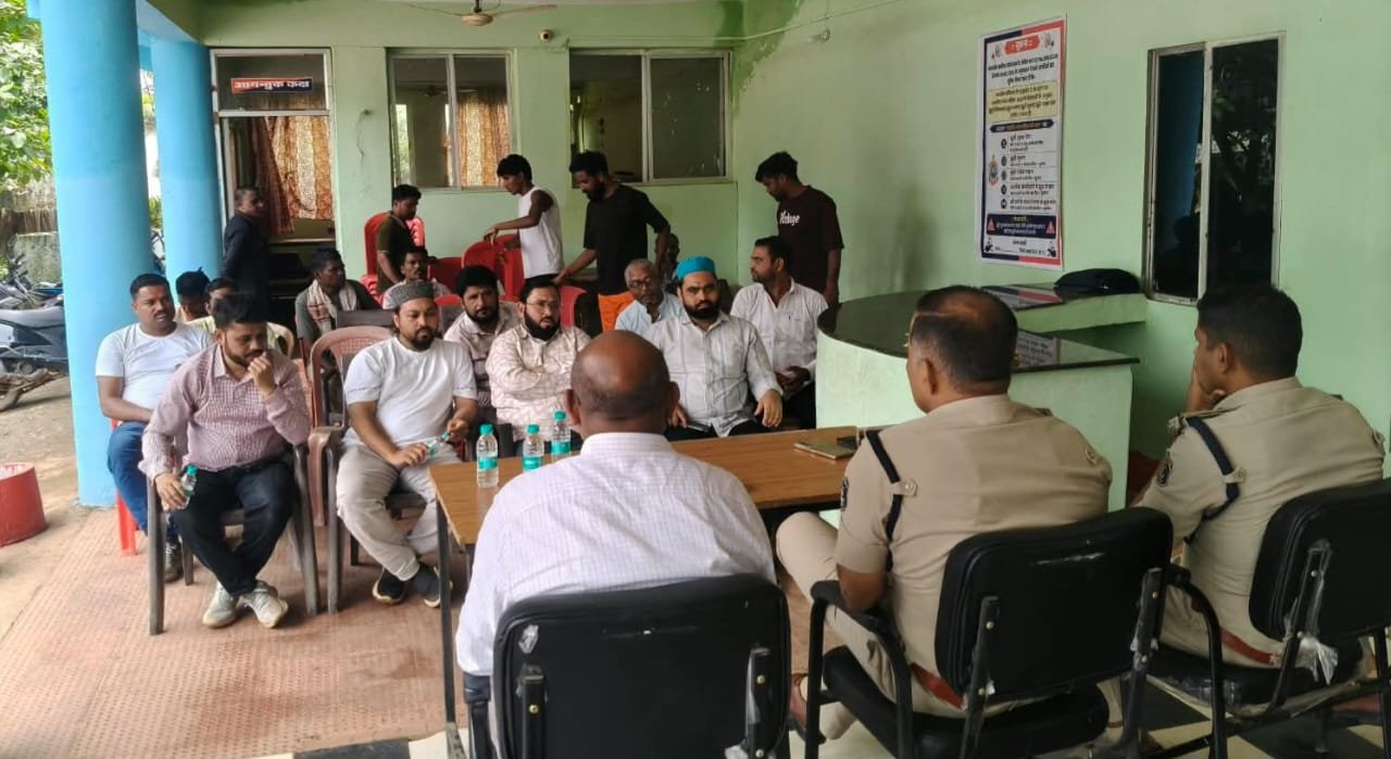 आगामी त्योहारों को लेकर थाना सिटी कोतवाली, लोहारा, पिपरिया, पांडातराई, कुंण्डा, पोडी एवं दशरंगपुर में शांति समिति की बैठकें आयोजित 1 IMG 20260824 WA0012