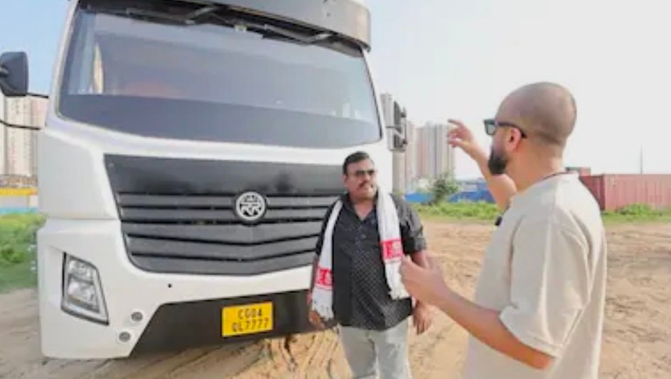 25 हजार कमाने वाला ट्रक ड्राइवर बना मशहूर यूट्यूबर, 7100% बढ़ी कमाई; अब चलाता है 'इंडिया का सबसे लग्जरी ट्रक 1 Screenshot 20260919 122446