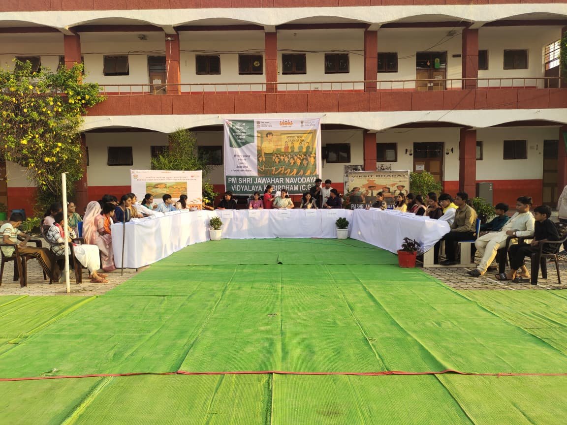 यूरिया की उपलब्धता, दुग्ध सहकारी संस्थान, शिक्षा, रोजगार और स्वास्थ्य जैसे मुद्दों पर हुई चर्चा 1 IMG 20261010 WA0026